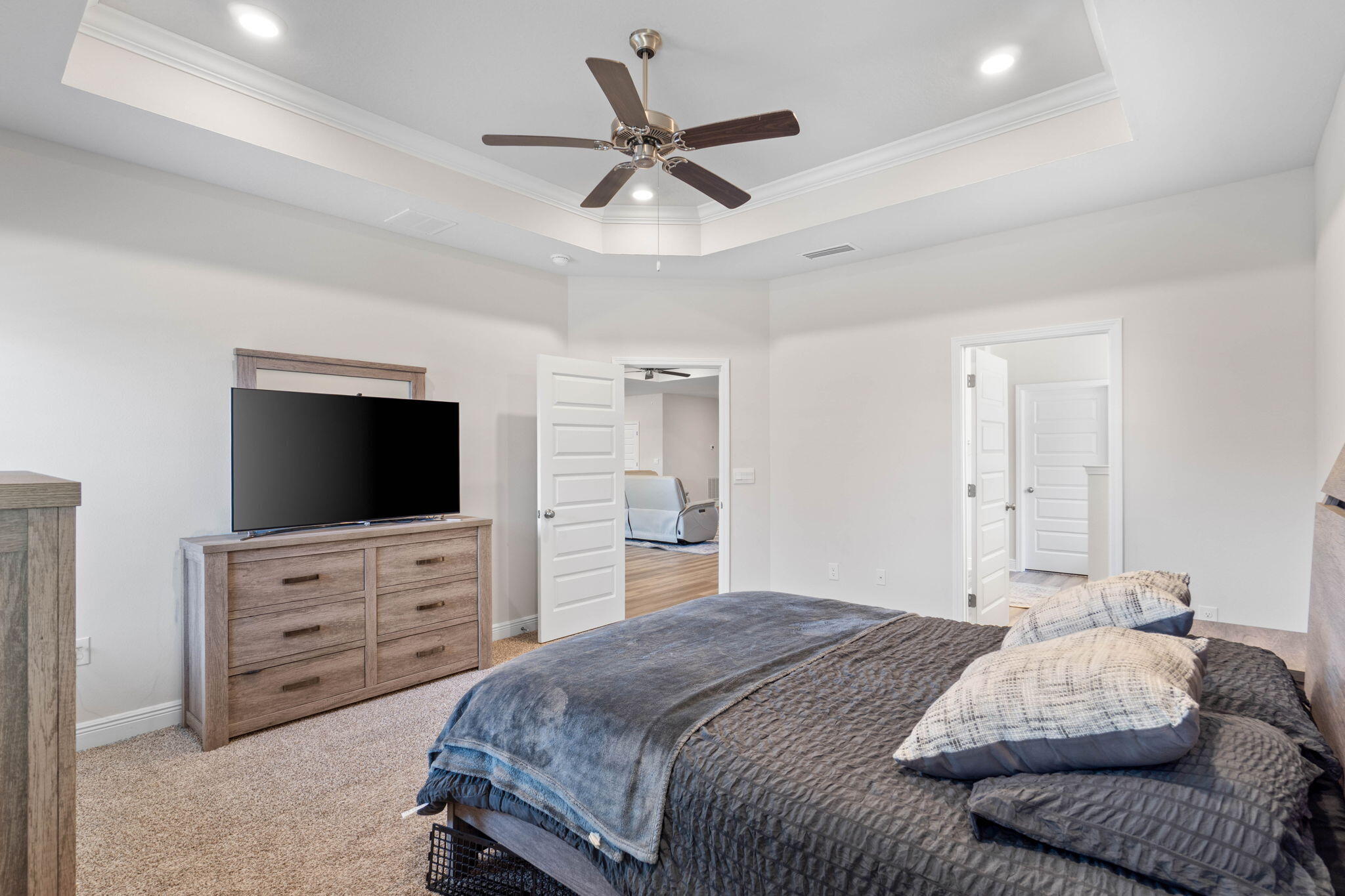 4886 Sweetspire Drive