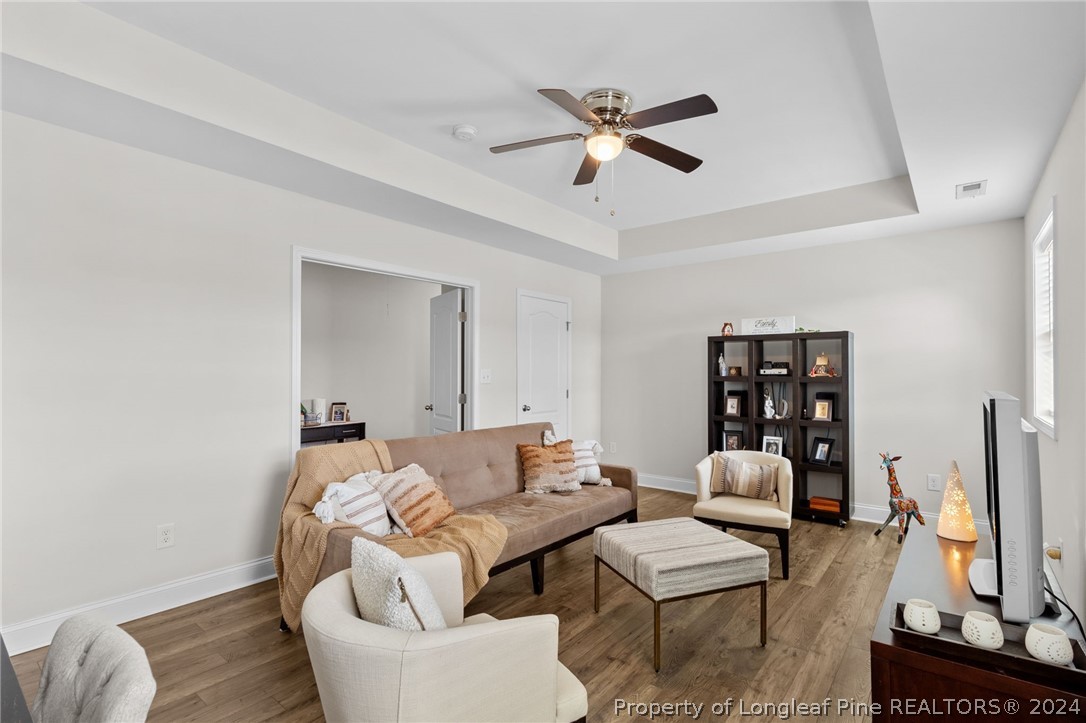 232 Gladstone Drive