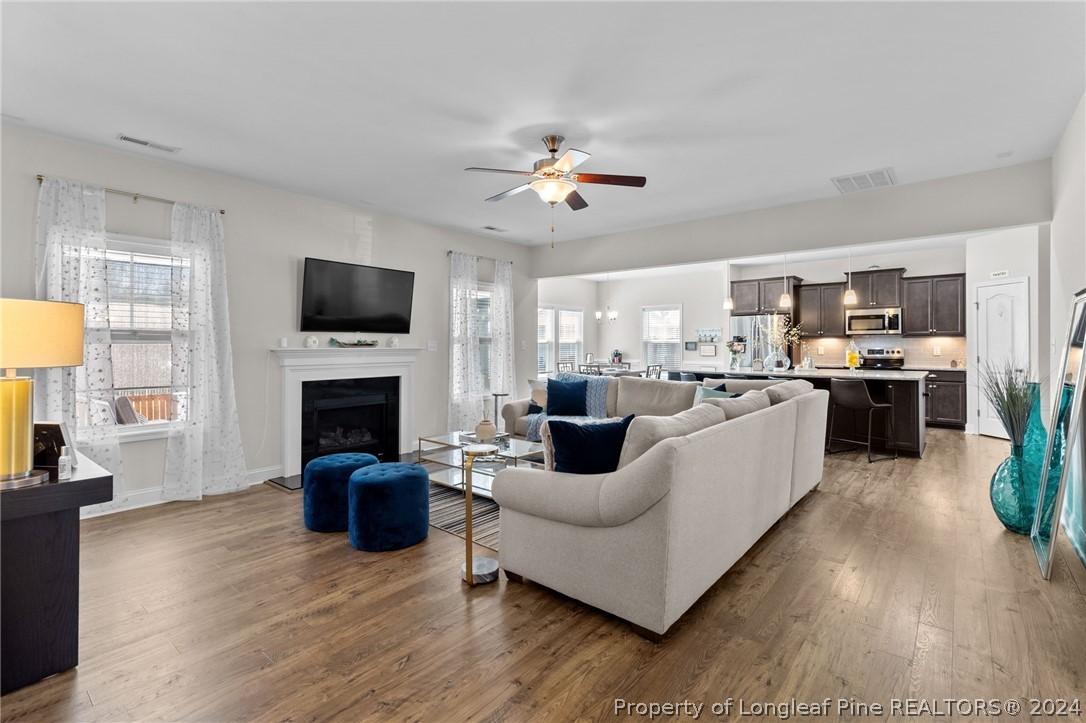 232 Gladstone Drive