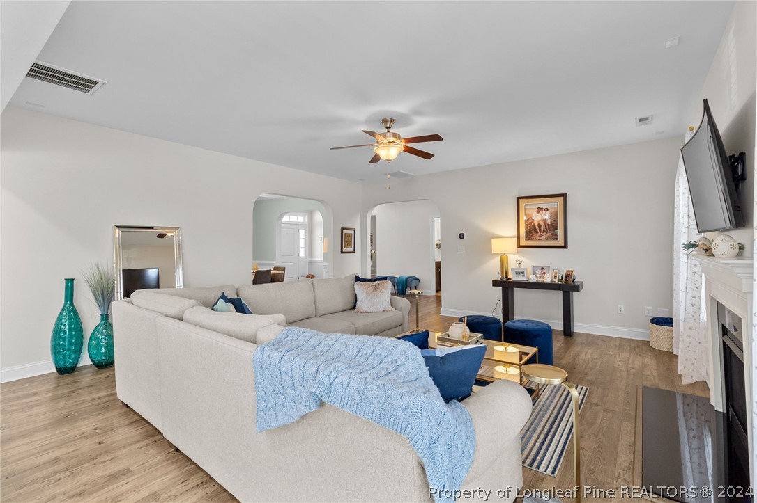 232 Gladstone Drive