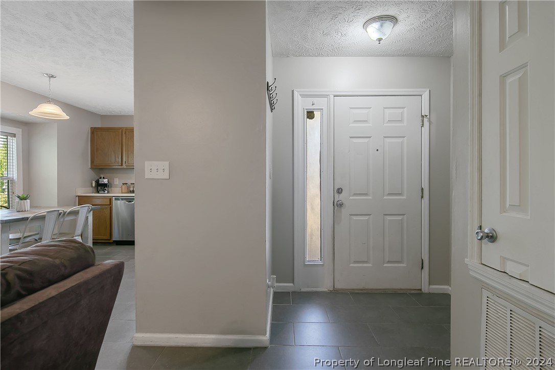 5917 Hotspur Place