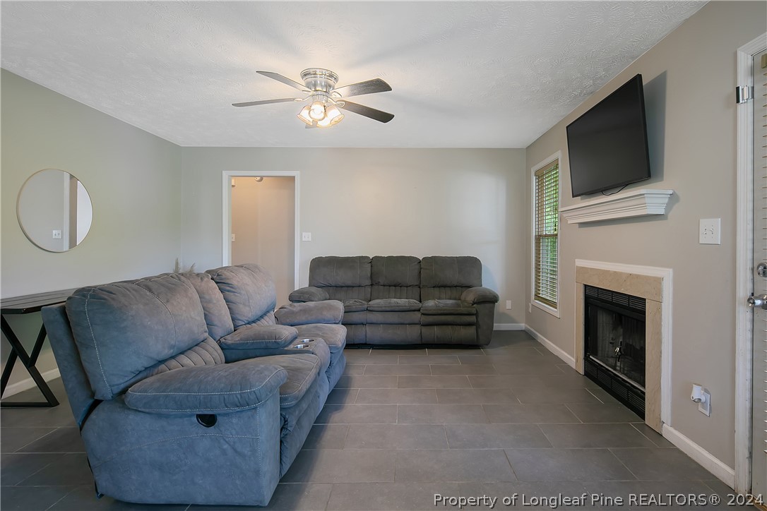 5917 Hotspur Place