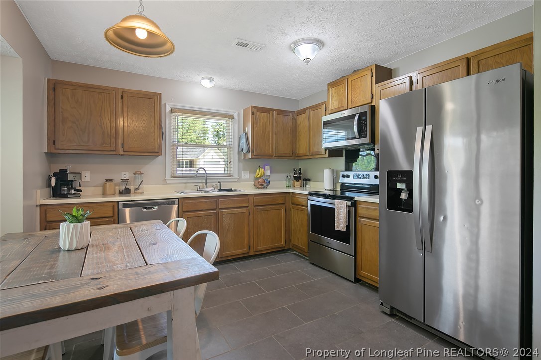 5917 Hotspur Place