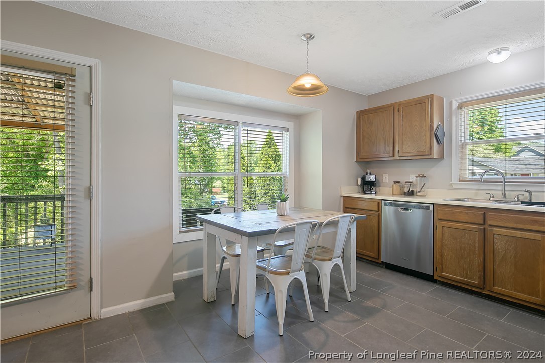 5917 Hotspur Place