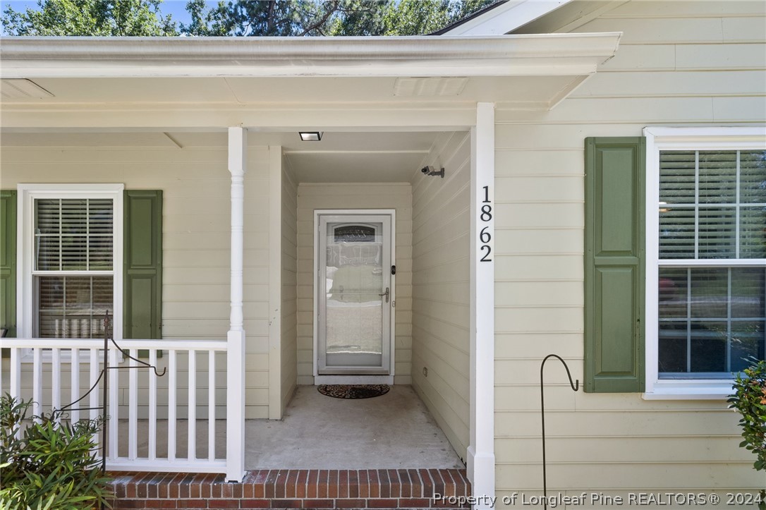 1862 Swann Street