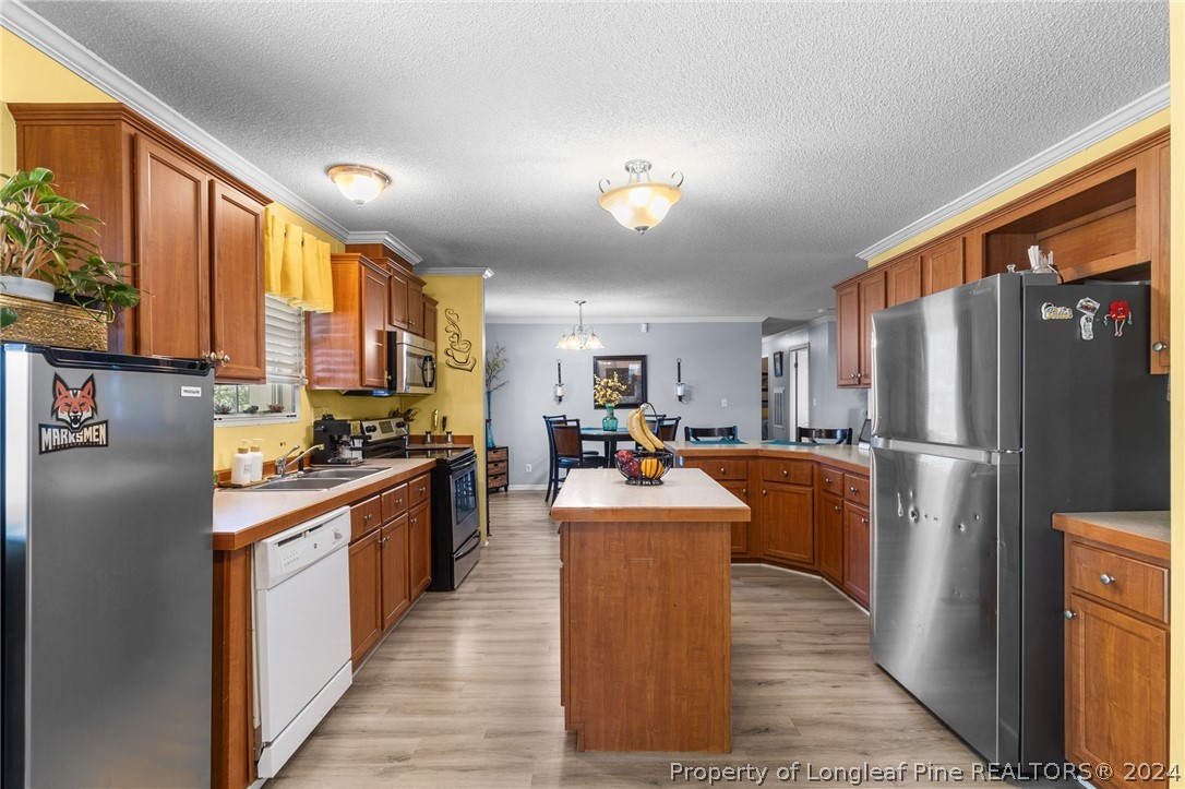 99 Gold Finch Circle