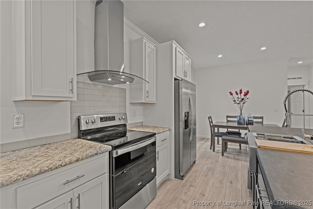 75 Gold Finch Circle