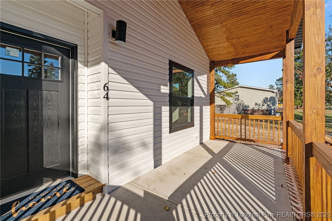 64 Sweetbay Place