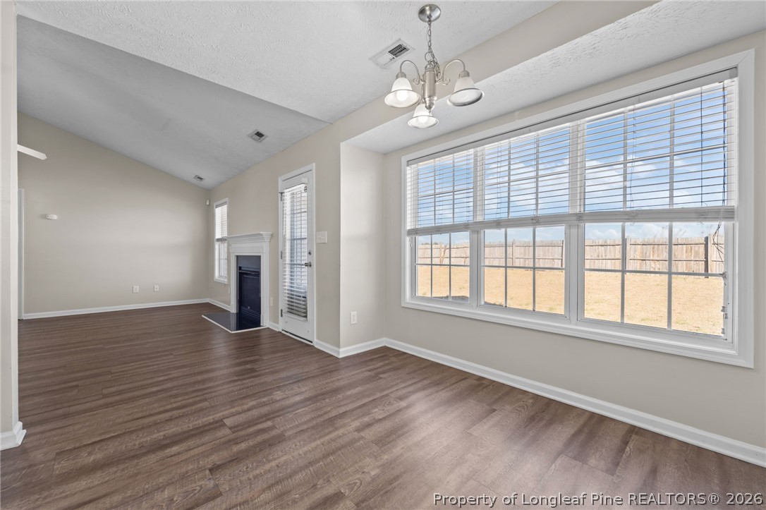 521 Fairfield Circle