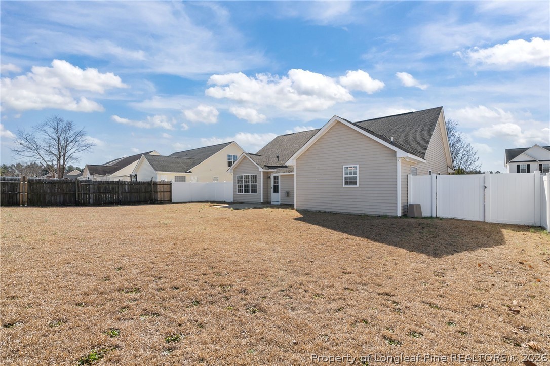 521 Fairfield Circle