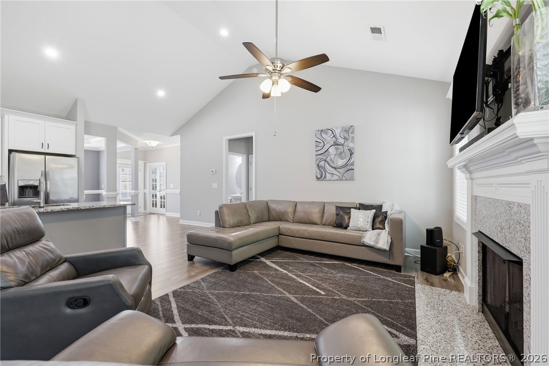 4228 Pleasantburg Drive