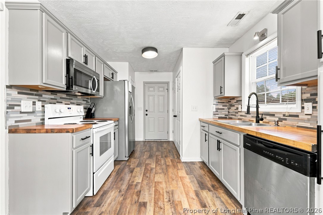 1539 Clan Campbell Drive