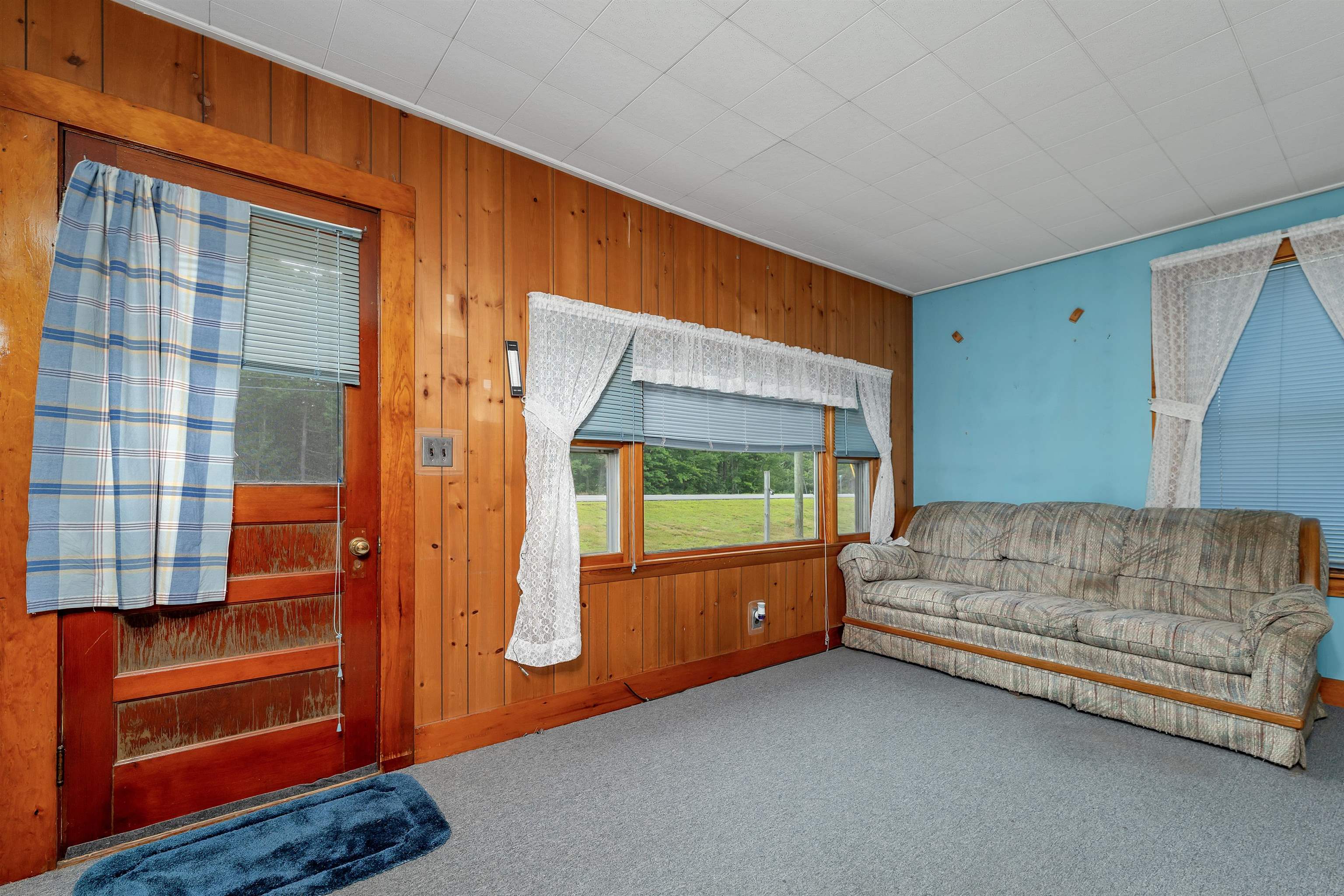 2115 Route 16