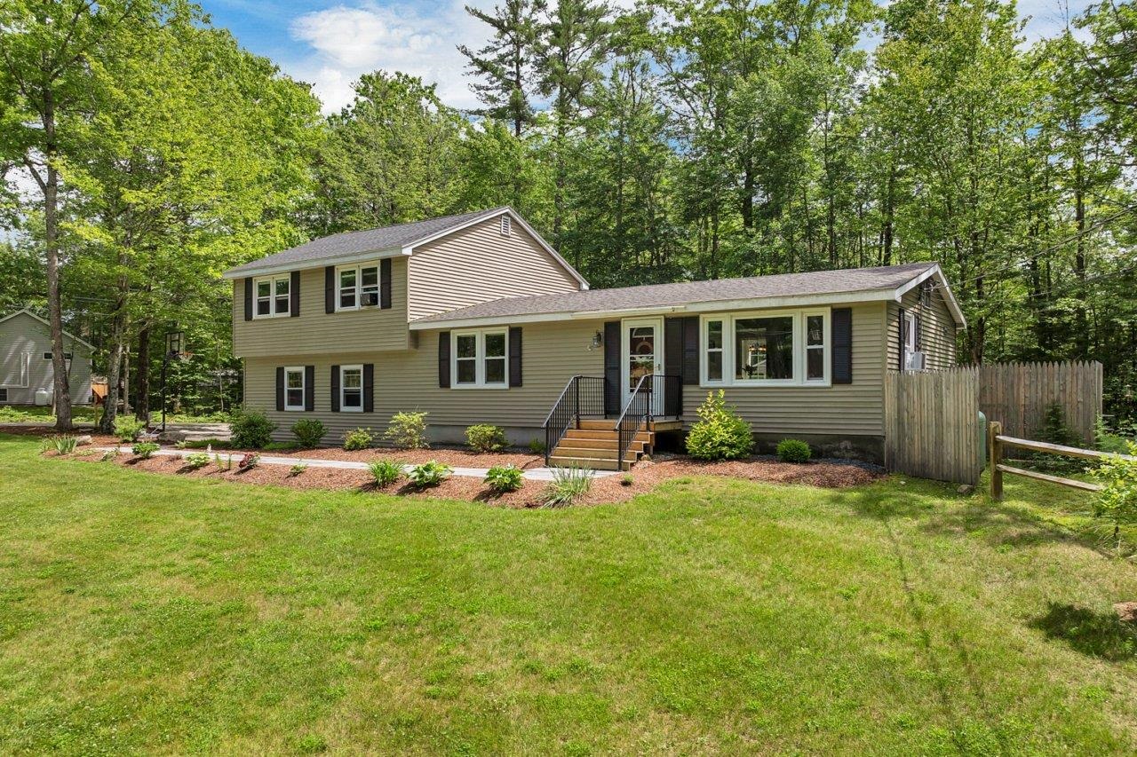 806 North Line Road