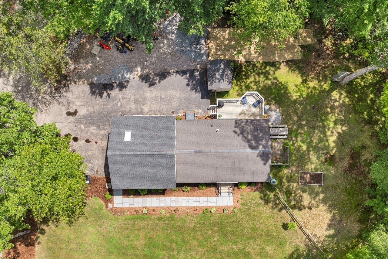 806 North Line Road