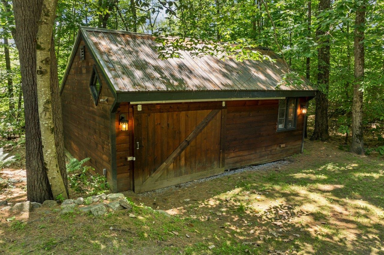 9 Lakewood Drive