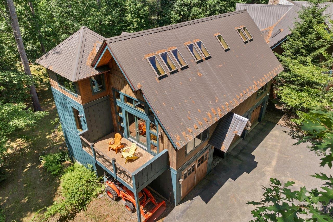 9 Lakewood Drive