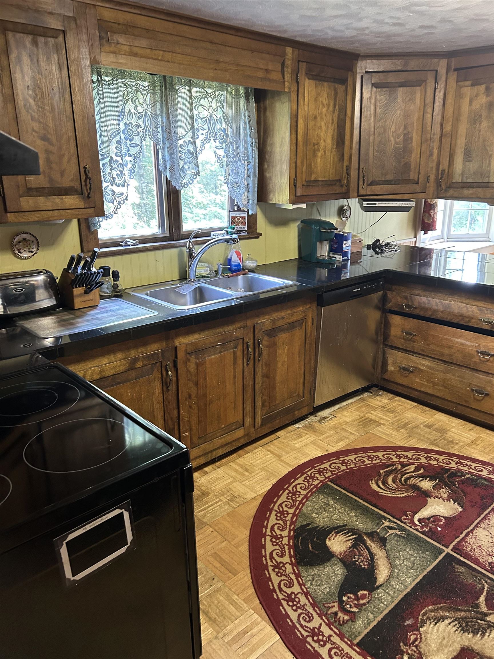 243 Pleasant Valley Road