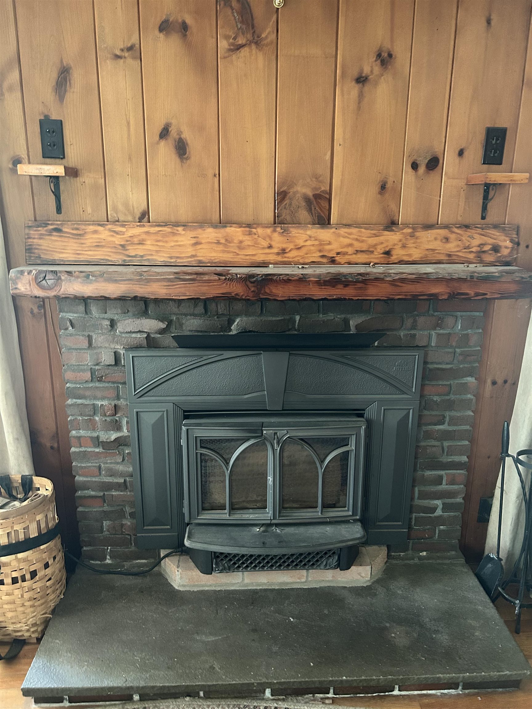 243 Pleasant Valley Road