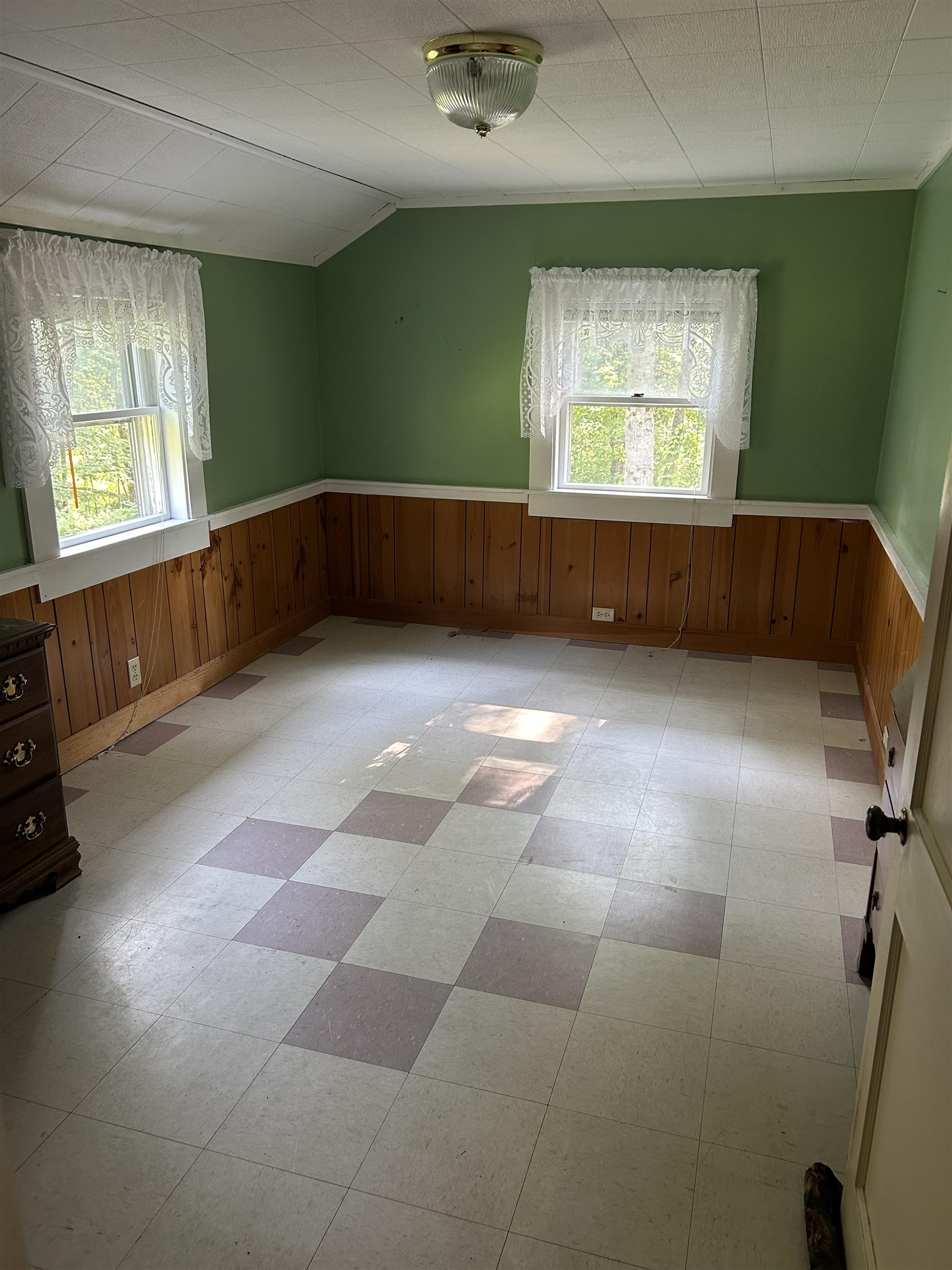 243 Pleasant Valley Road