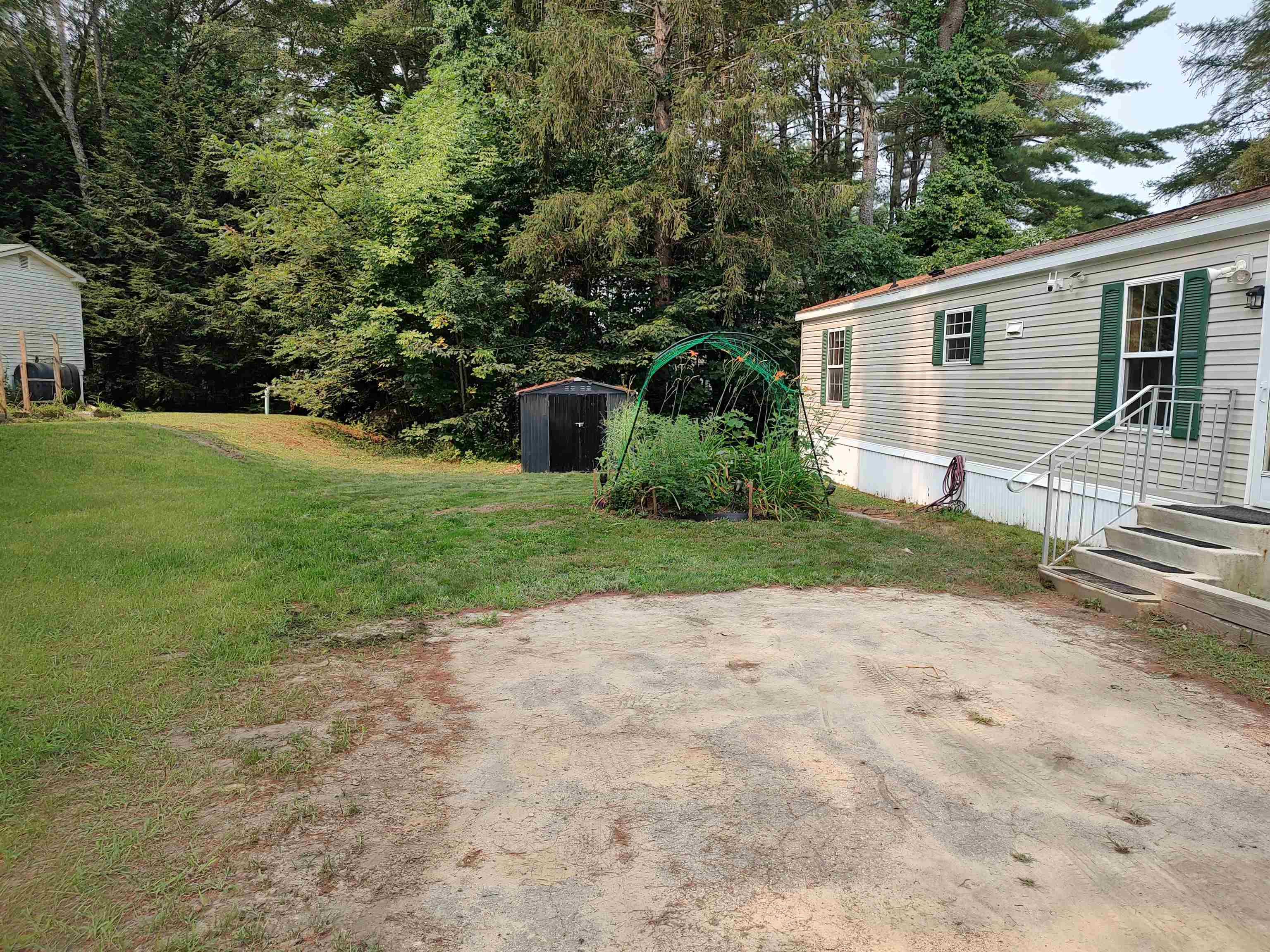 14 Pine Tree Drive