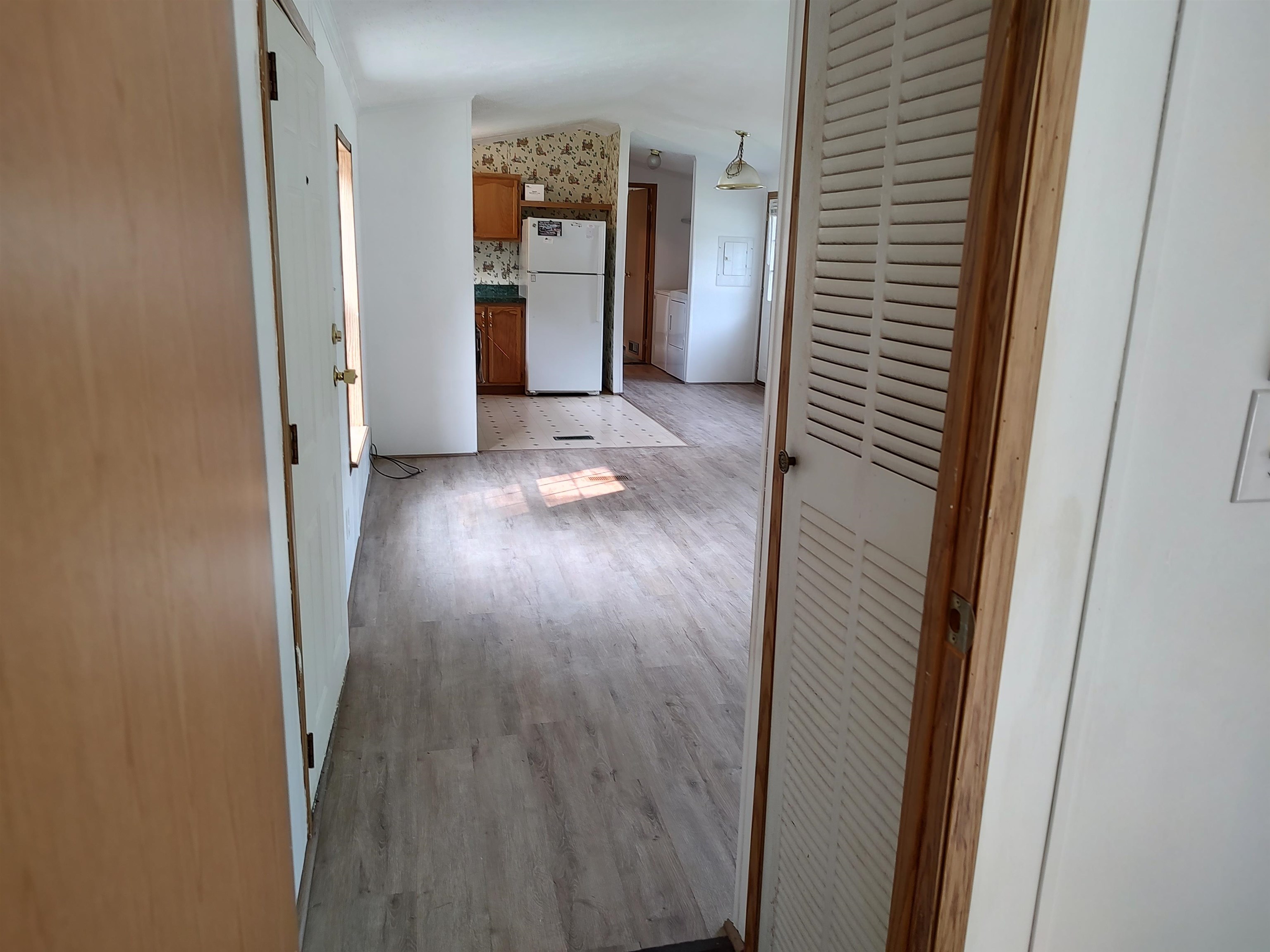 14 Pine Tree Drive