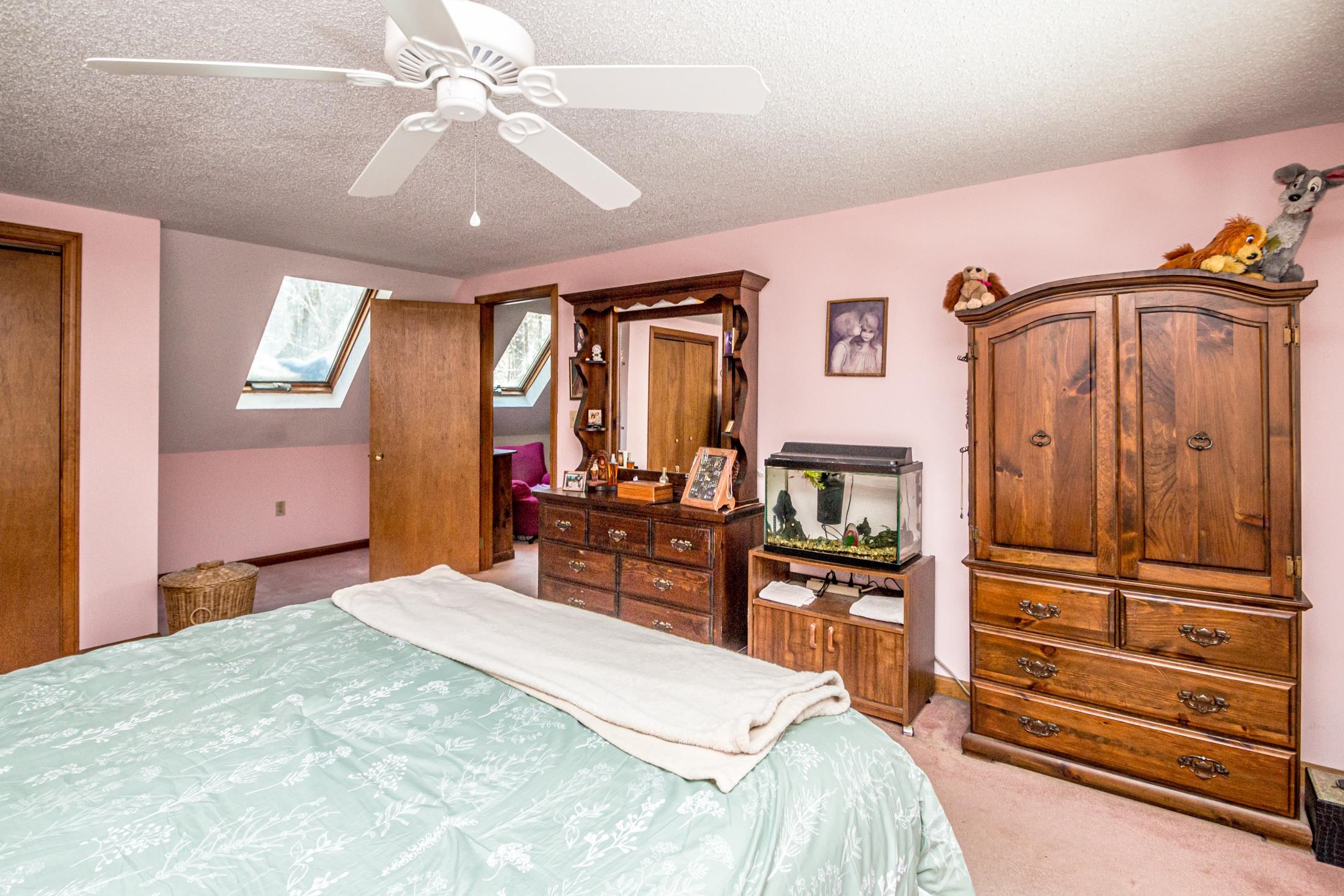 595 Stark Road