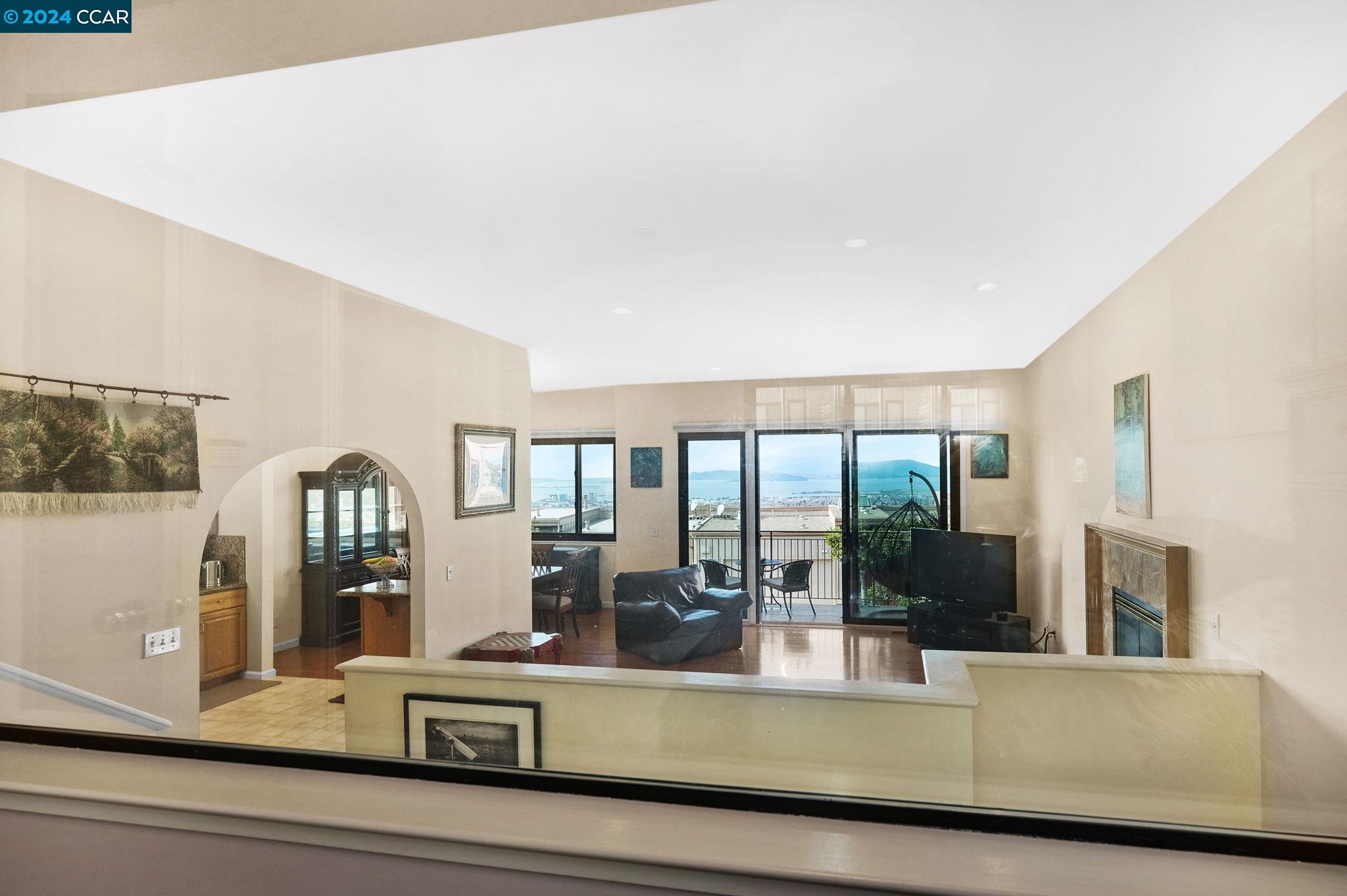 15 Hawks Hill Ct.