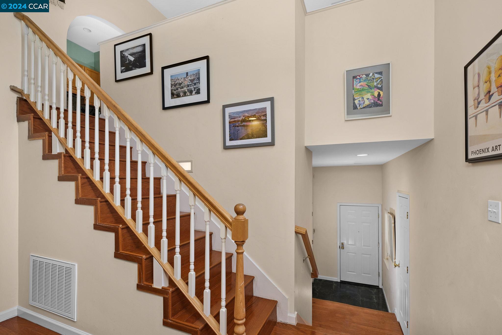 15 Hawks Hill Ct.