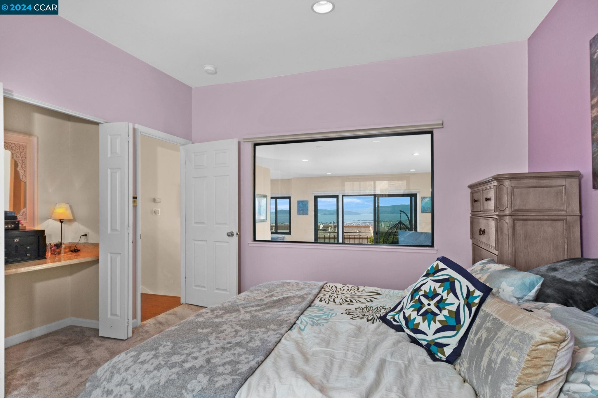 15 Hawks Hill Ct.
