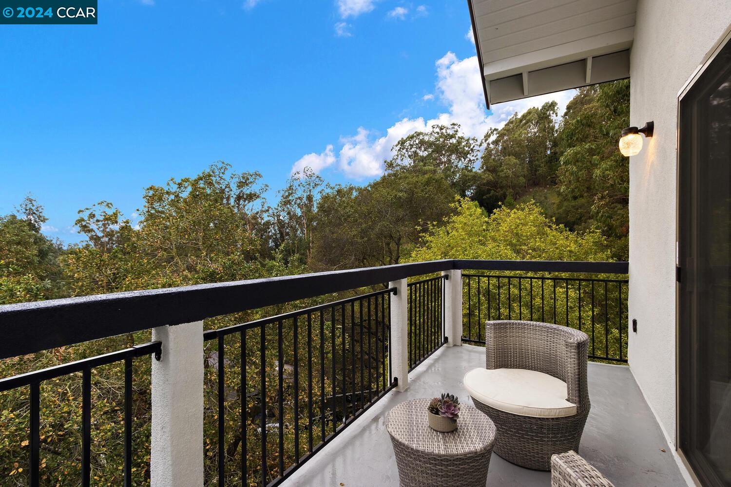 7155 Thorndale Dr