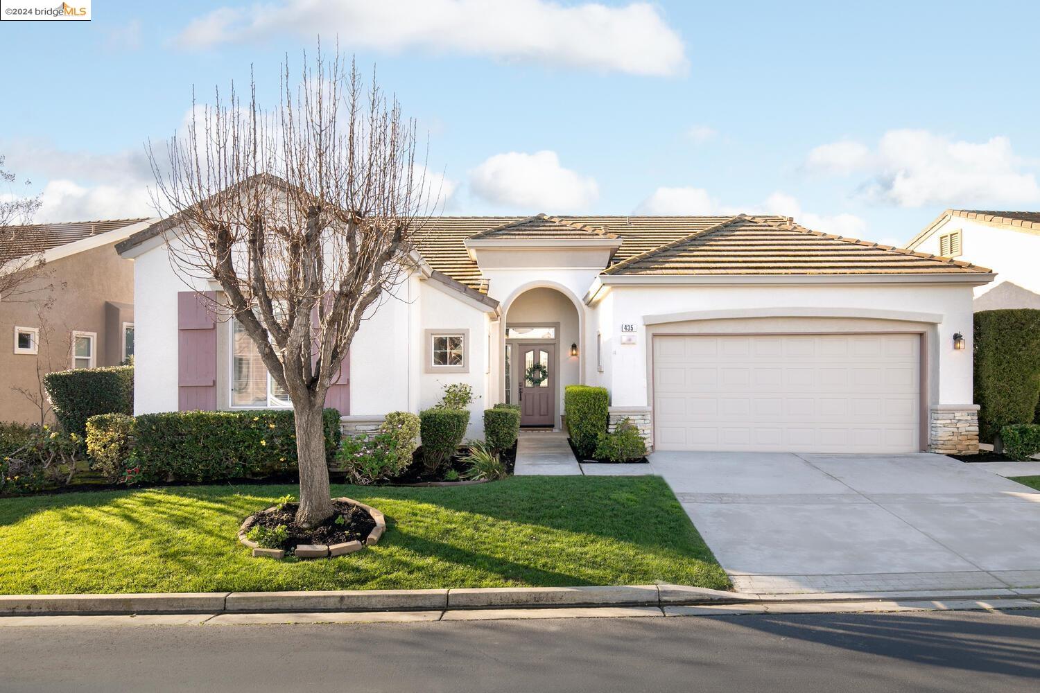 435 Tayberry Ln