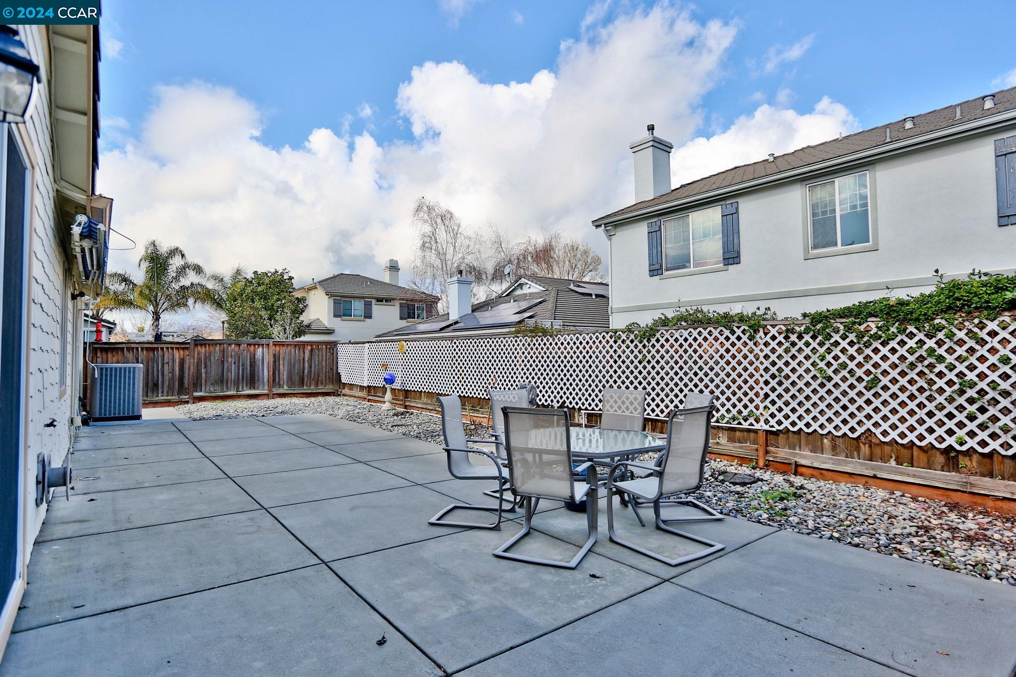 1823 Anastasia Dr