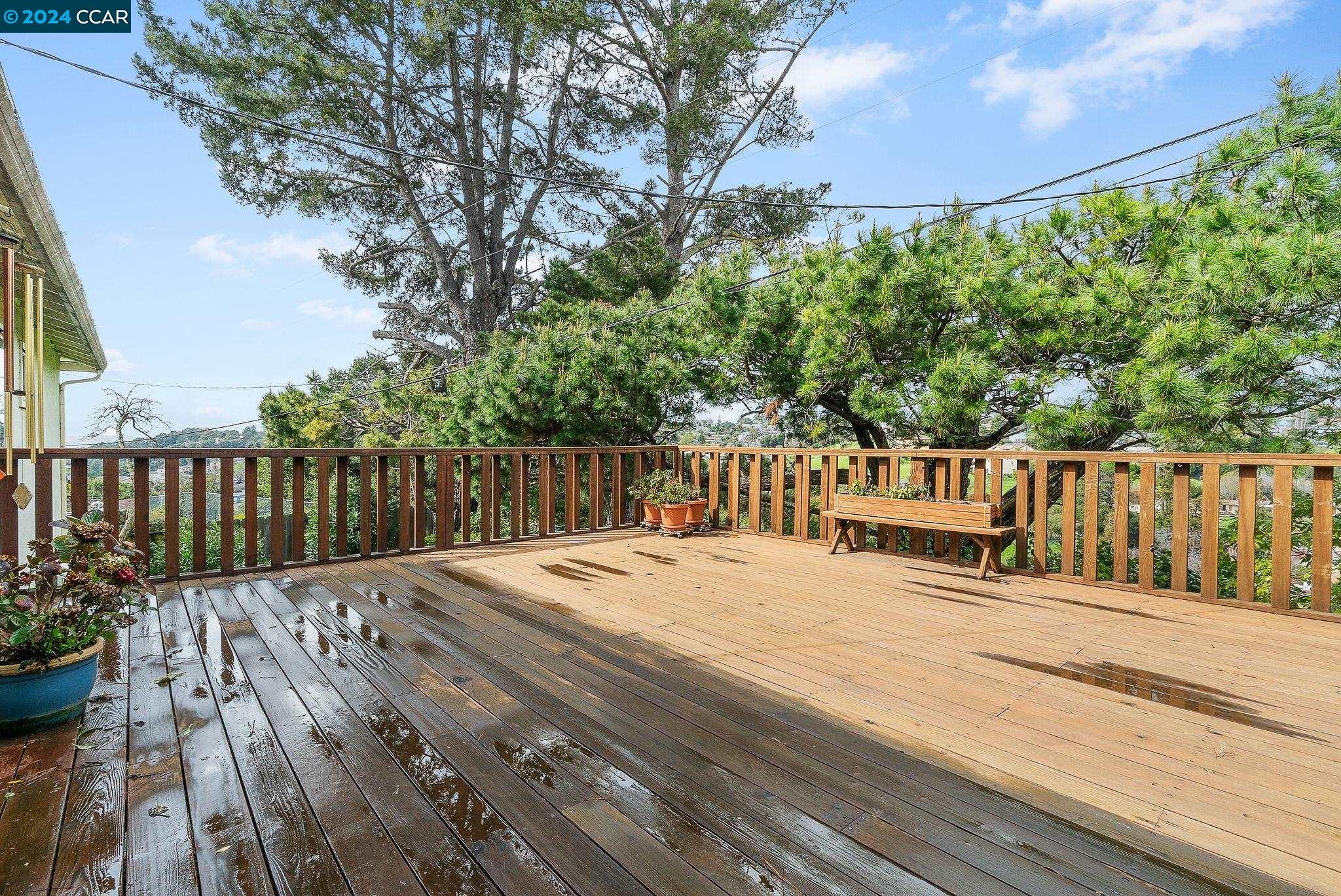 3085 Sun Ct