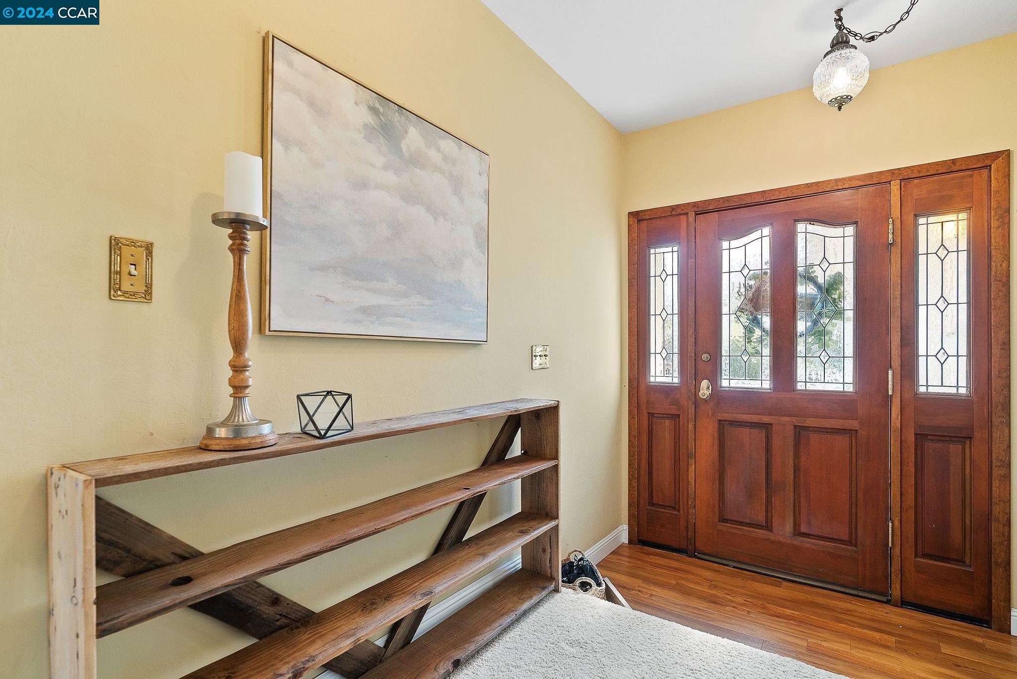 3085 Sun Ct