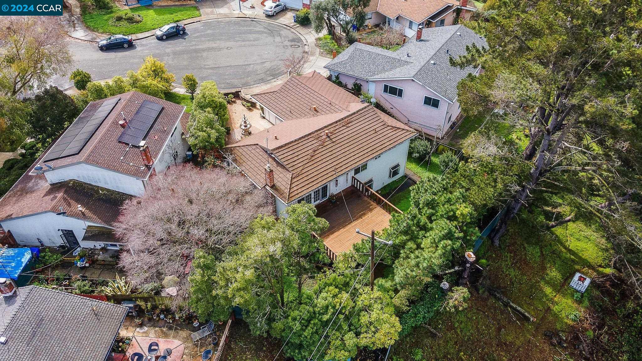 3085 Sun Ct