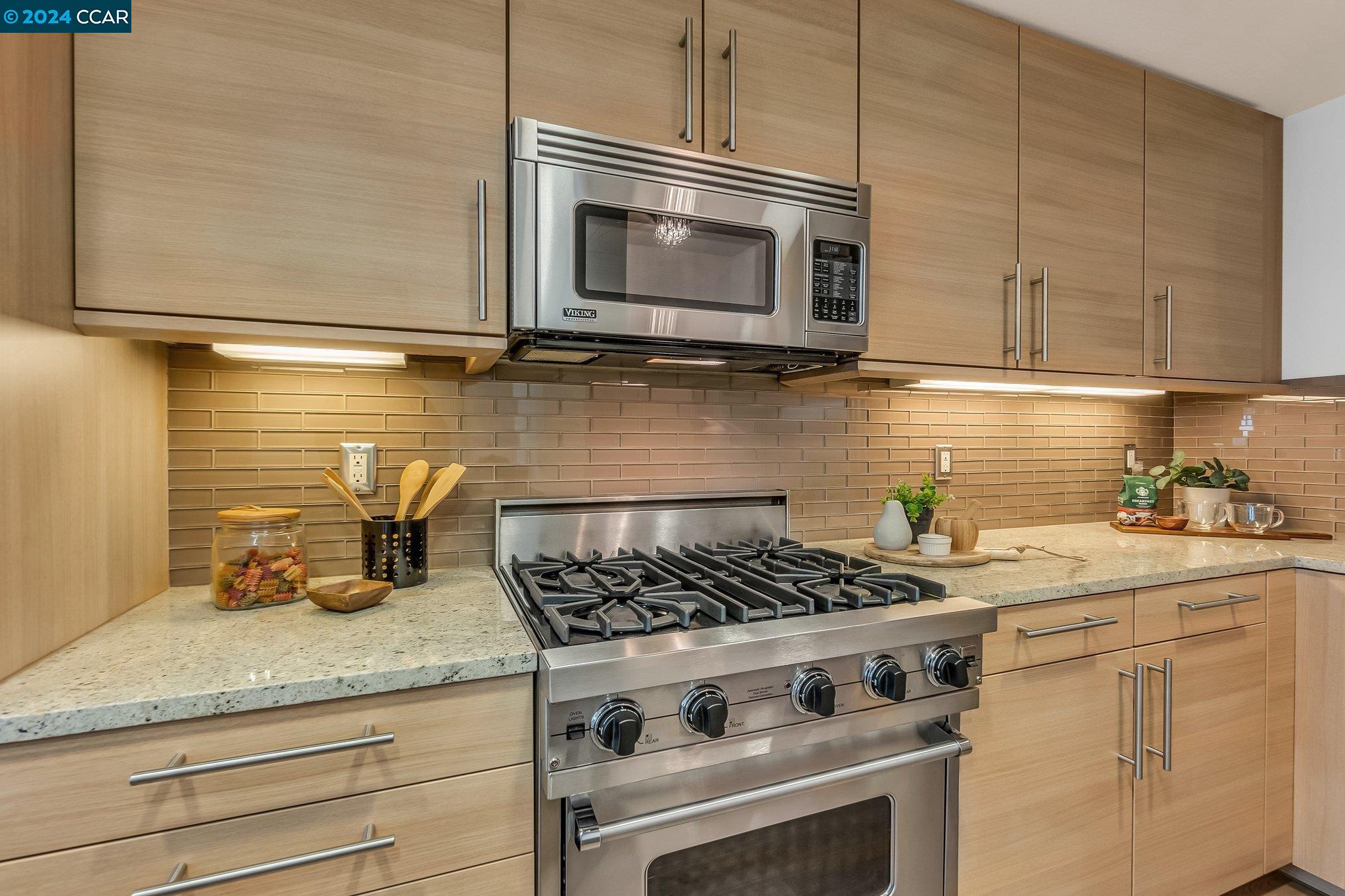 1655 N California Blvd # 207