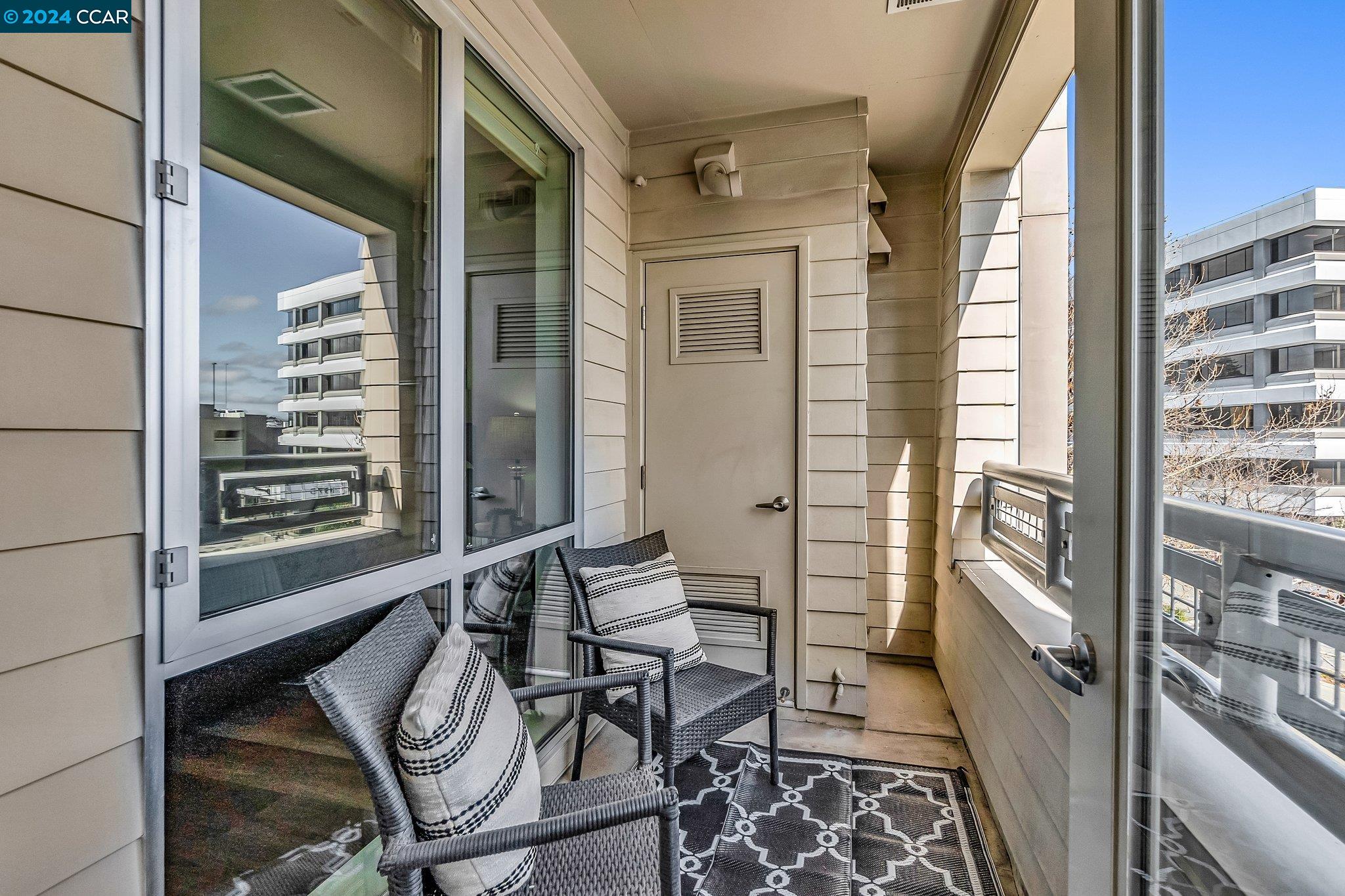 1655 N California Blvd # 207