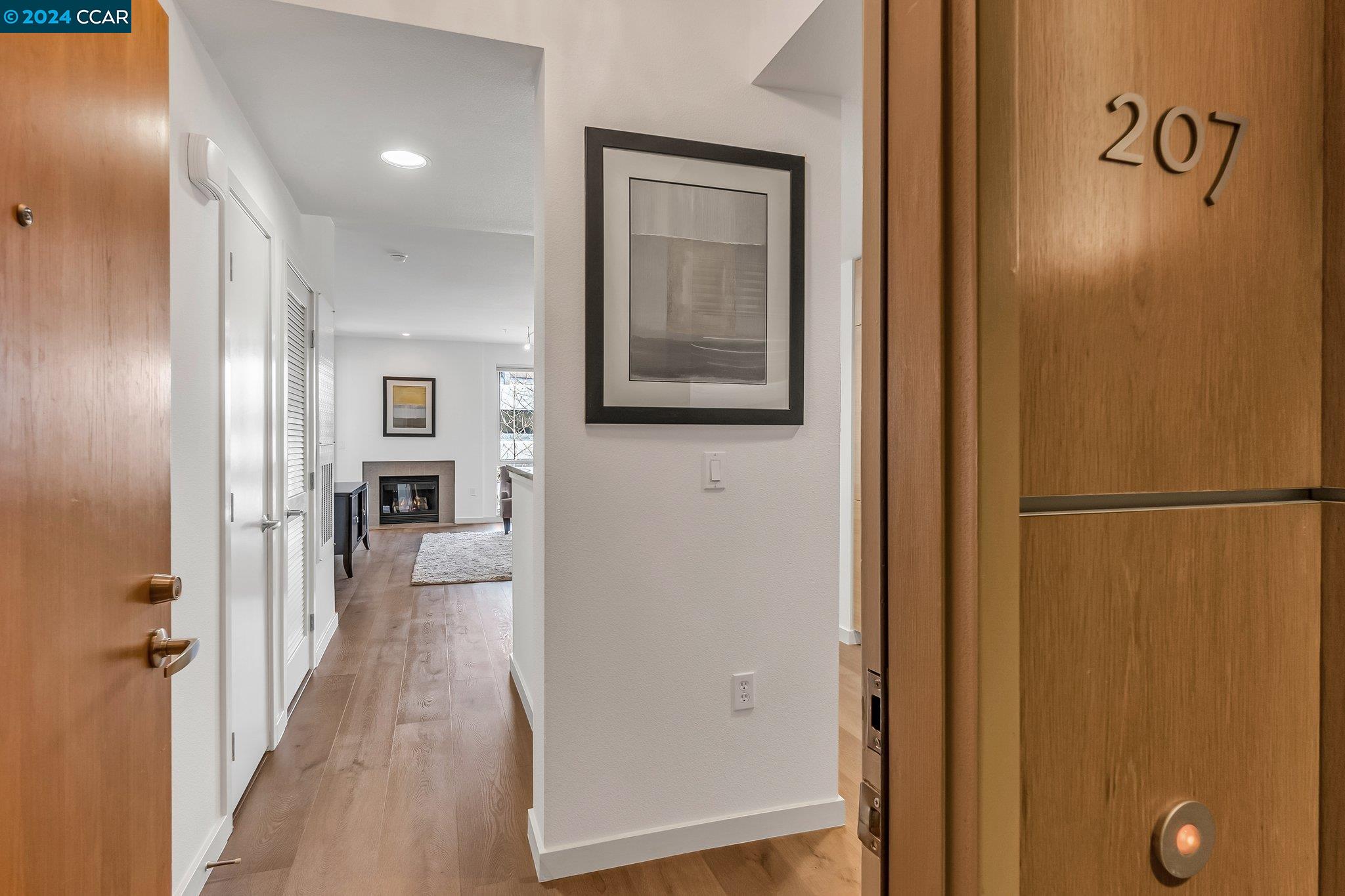 1655 N California Blvd # 207