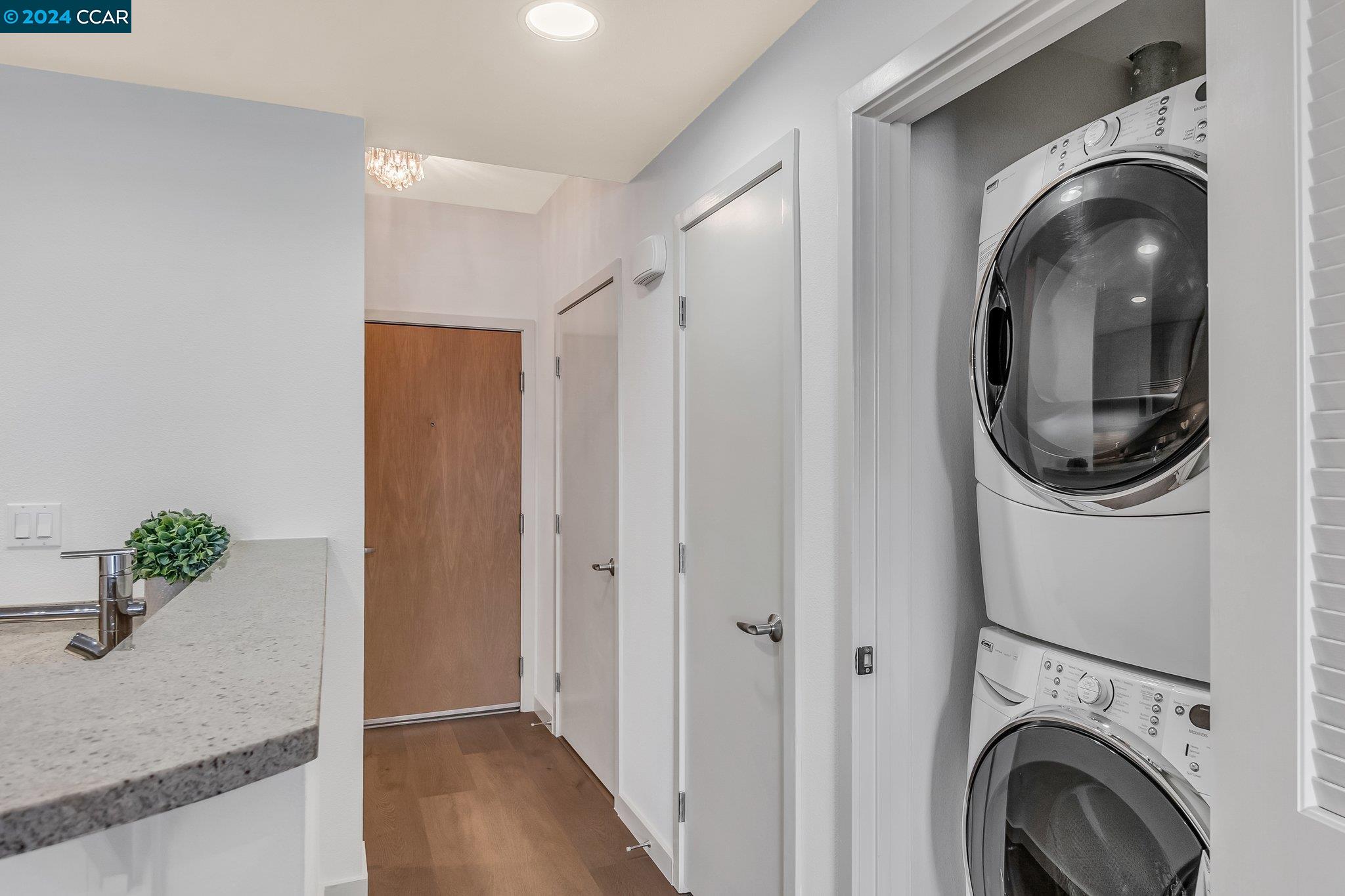 1655 N California Blvd # 207