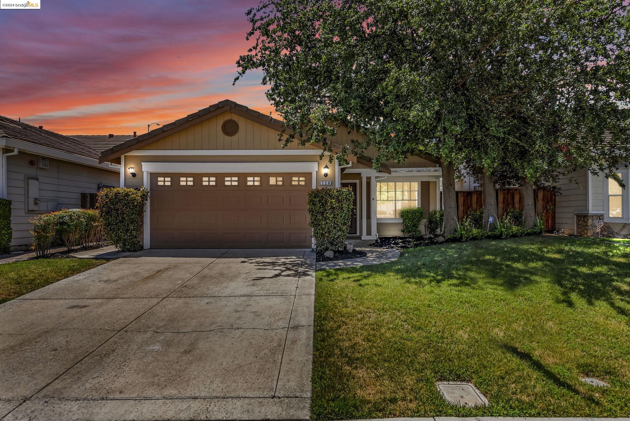 228 TWILIGHT COURT