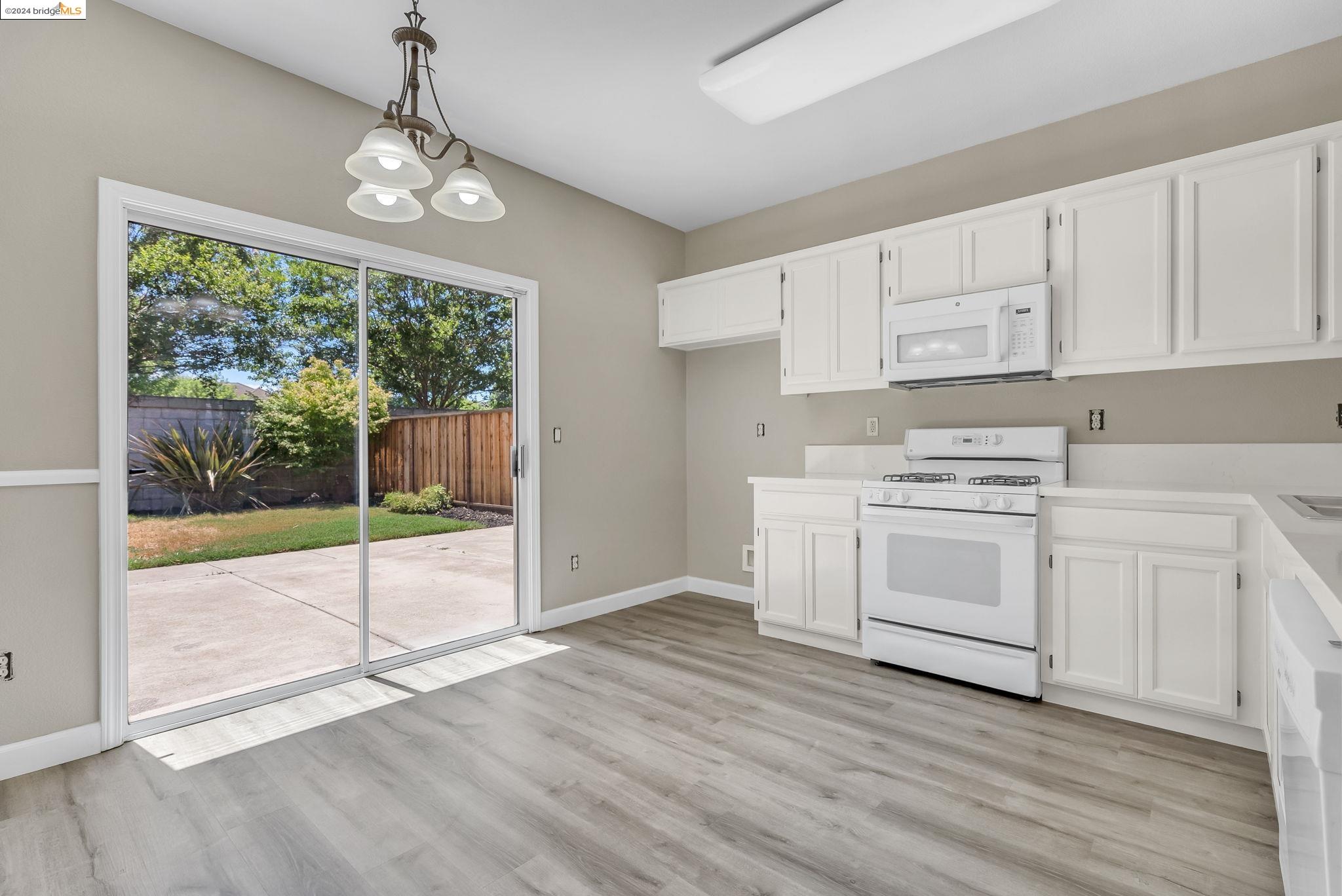 228 TWILIGHT COURT