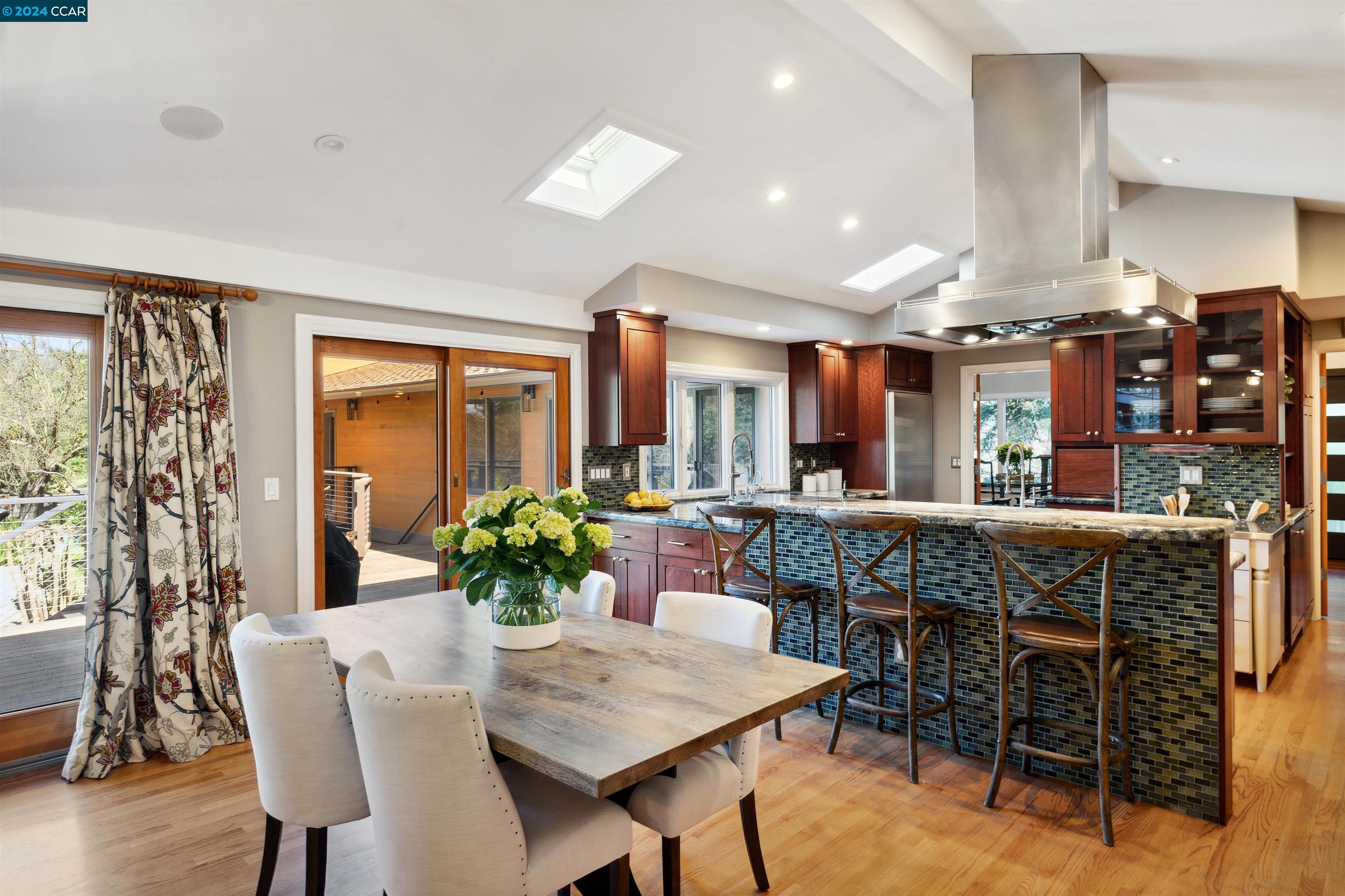 60 Stone Creek Place
