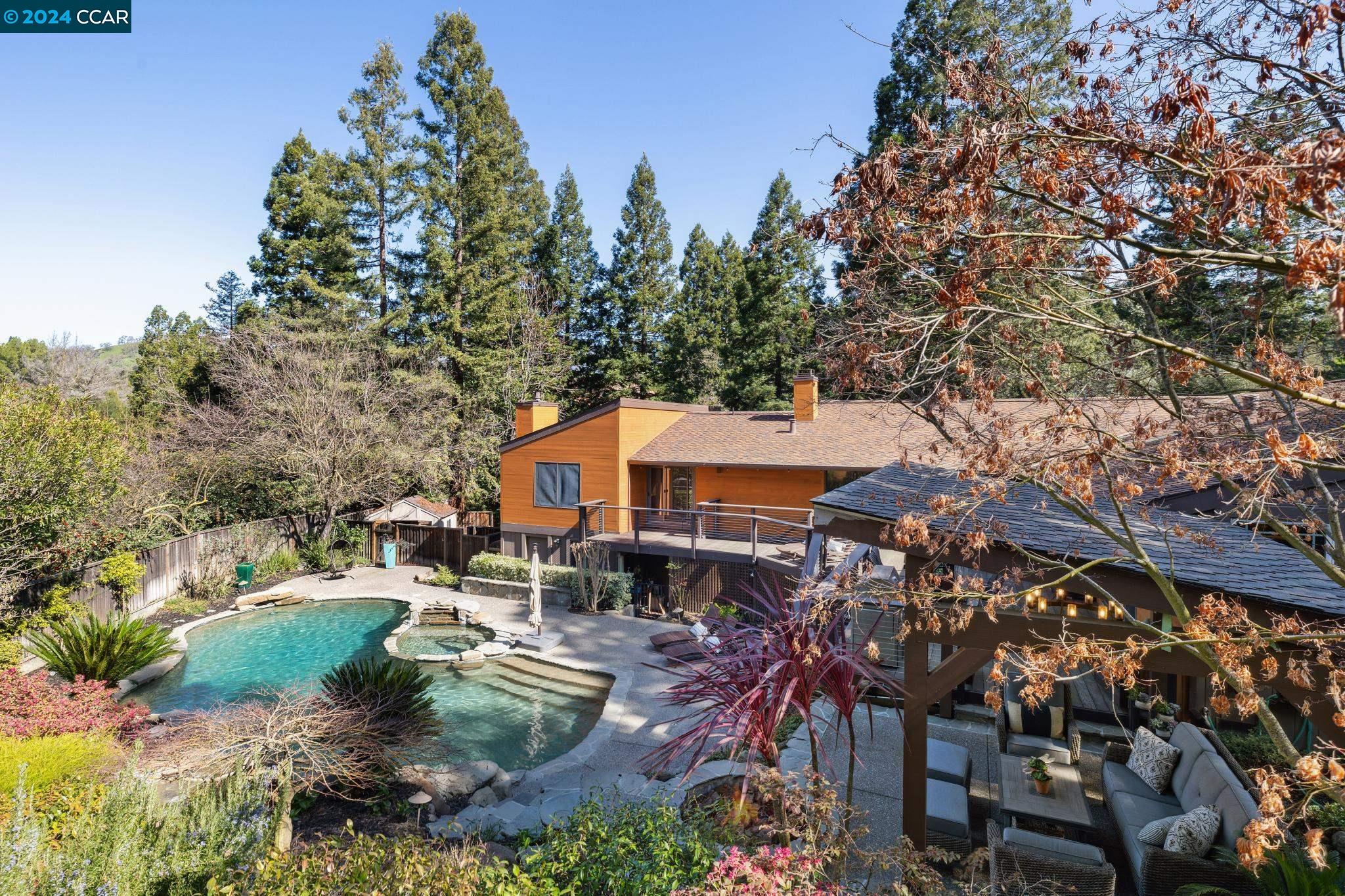 60 Stone Creek Place