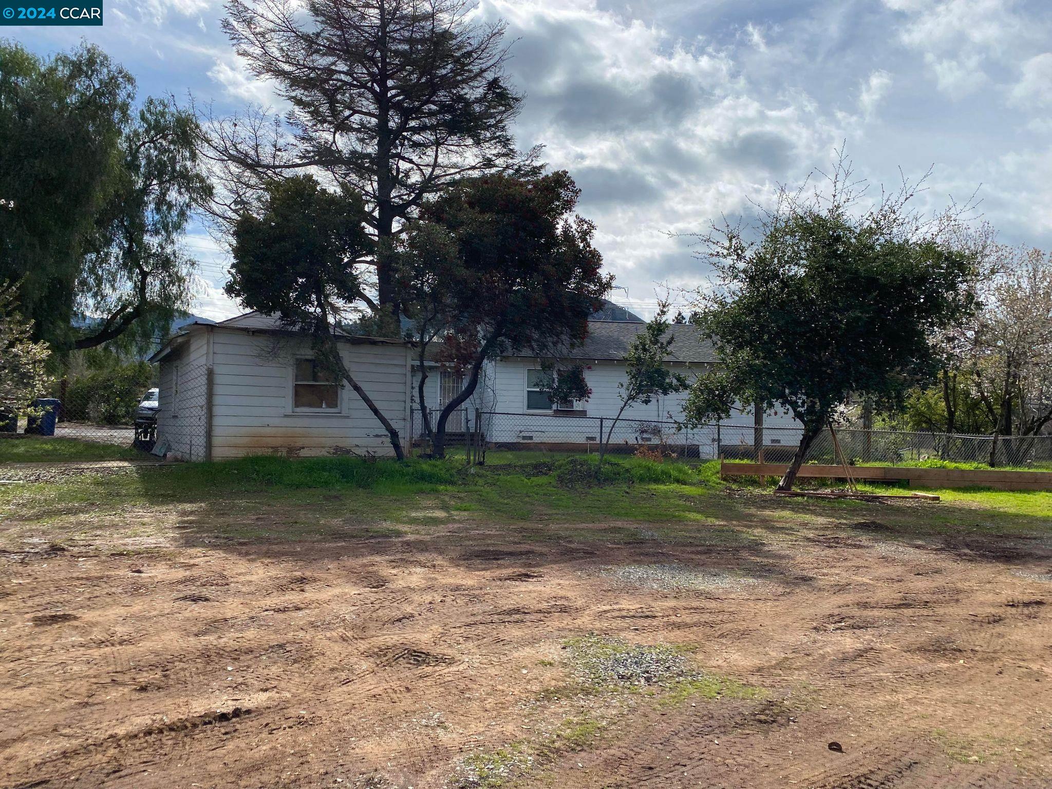 21 Gibson Ln