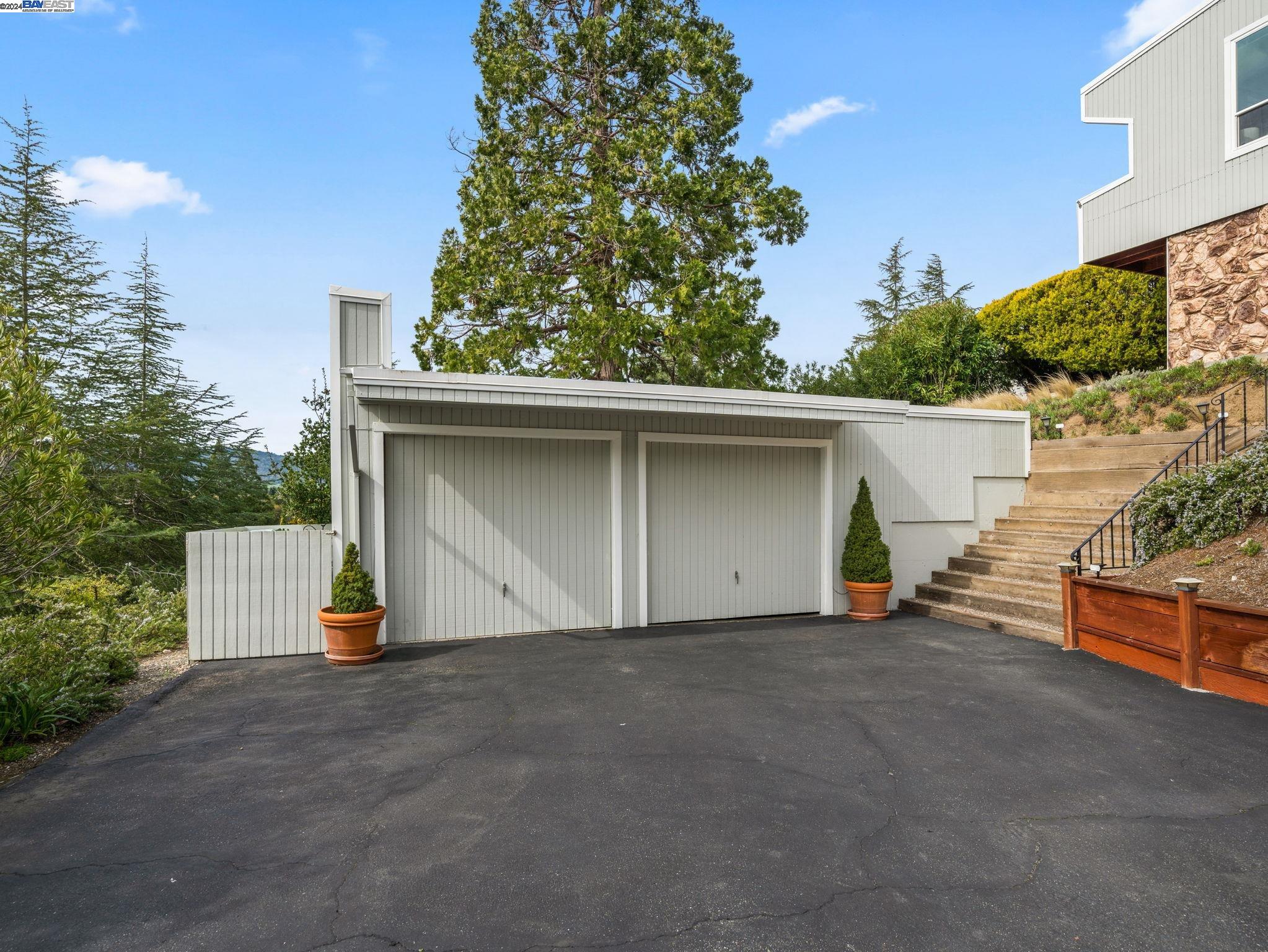 32 Pulido Court
