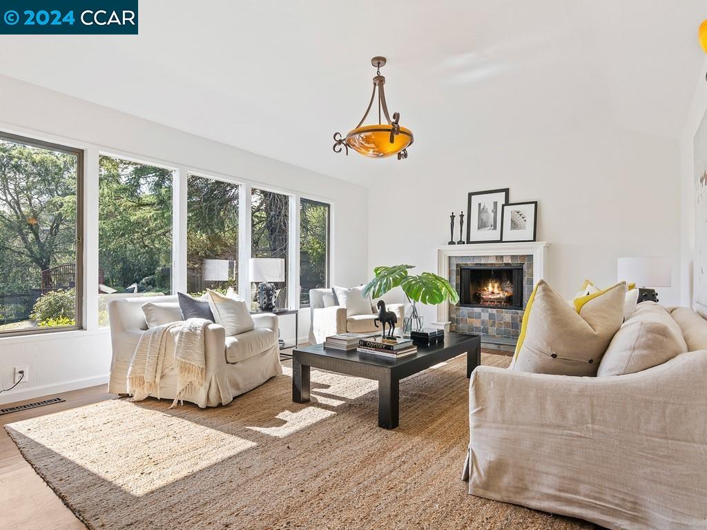 1224 Upper Happy Valley Rd