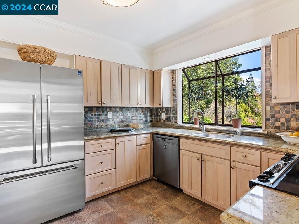 1224 Upper Happy Valley Rd