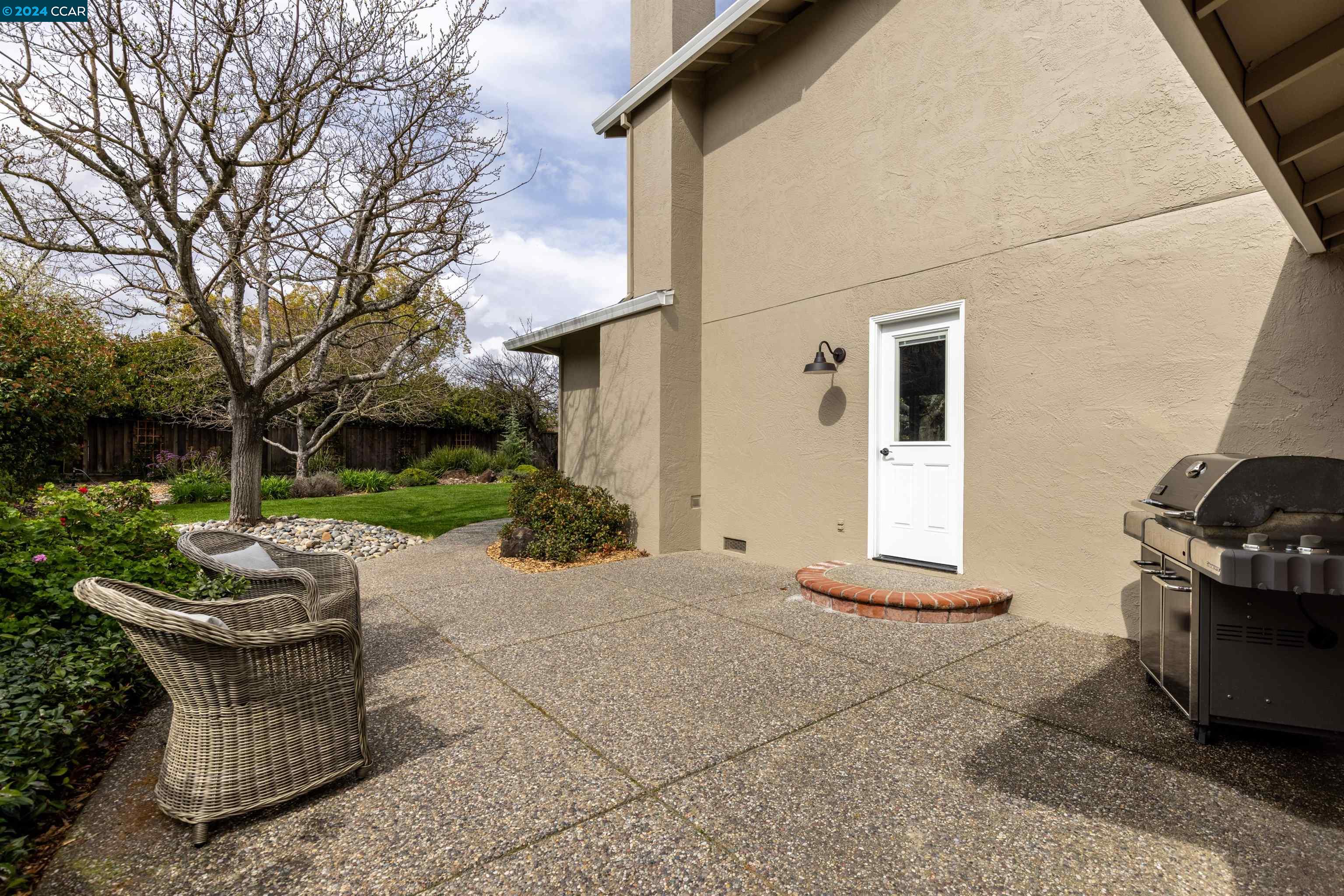 913 Meander Dr
