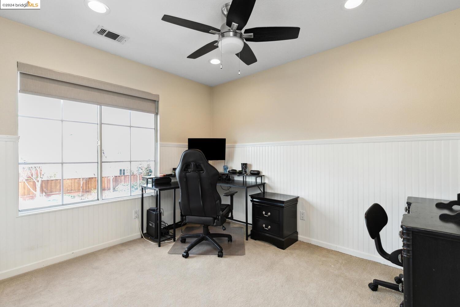 342 Chaucer Dr